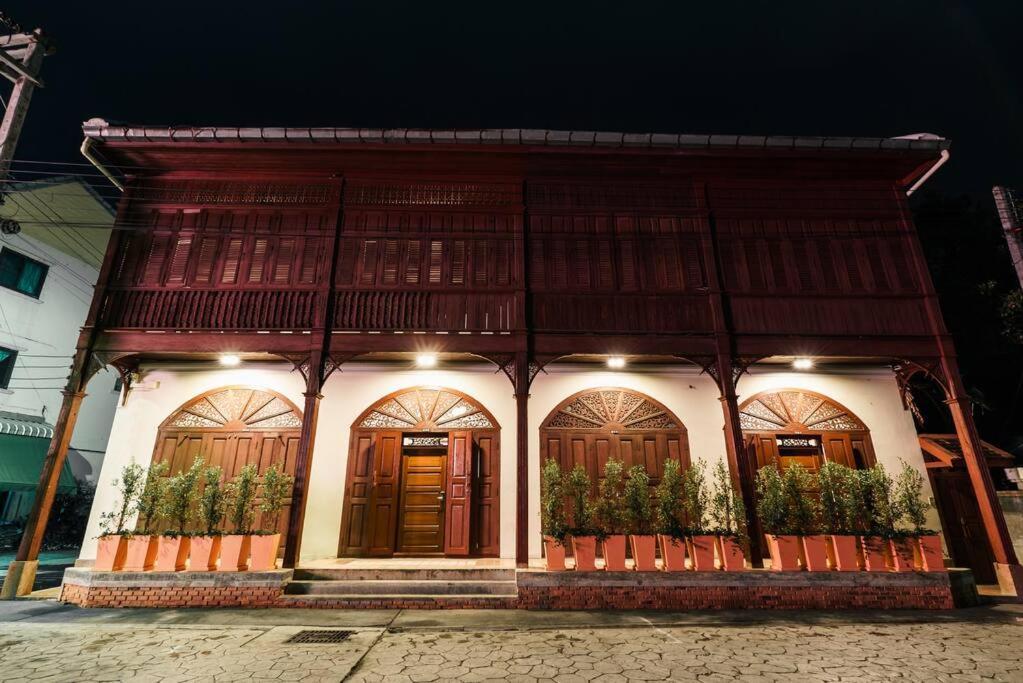 Treetop - Fong Lee Cc Lampang Walking Street Exterior photo
